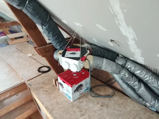 Installation d'une VMC simple flux à Amiens pour un confort optimal, Amiens, D'homeconnect